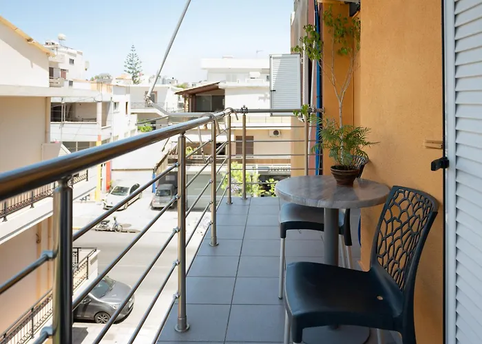 Noir - Close To Chania Center Daire