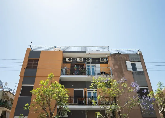 Noir - Close To Chania Center Apartment