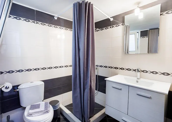 Noir - Close To Chania Center